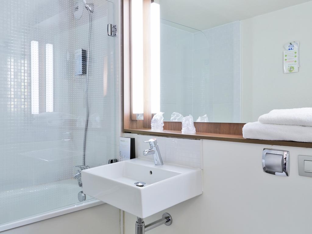 B&B Hotel Roissy - Saint Witz Ex-Campanile Roissy - Saint Witz Kültér fotó
